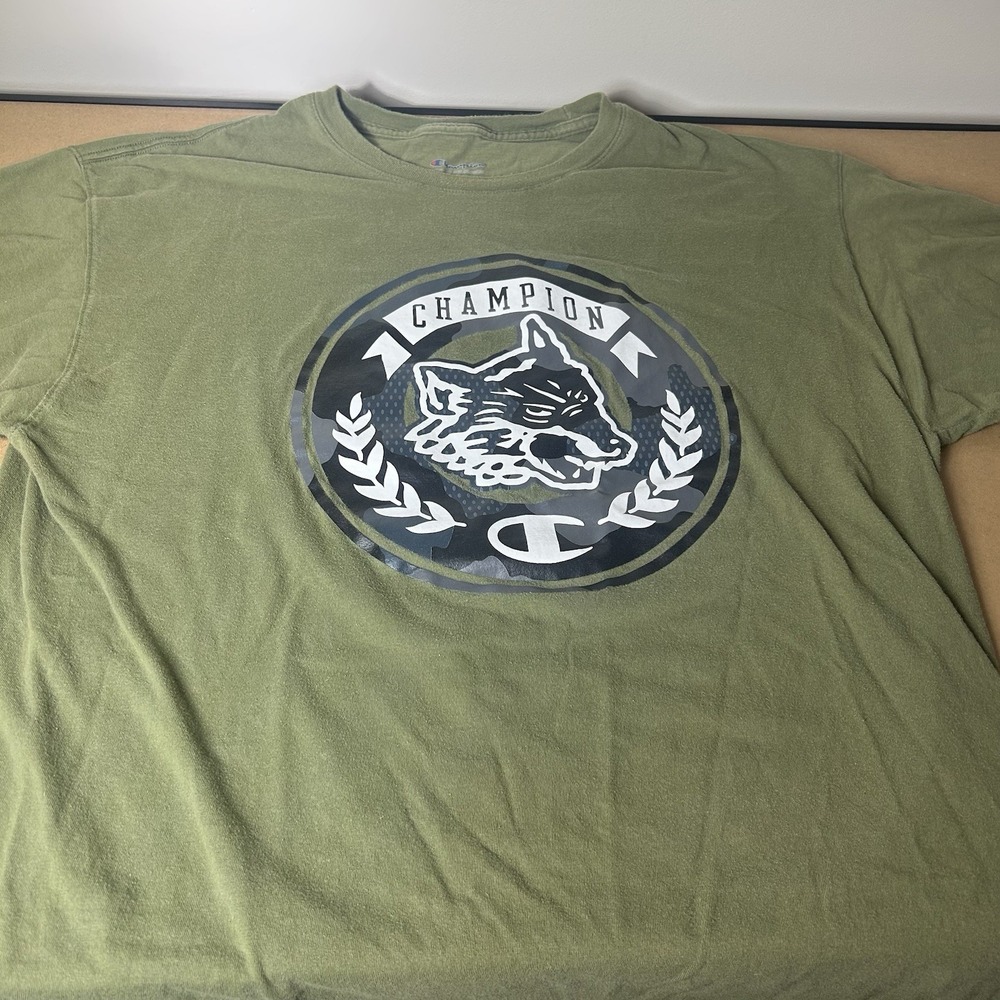 Men's Champion Graphic Short Sleeve T-Shirt Wolf Logo Size XL Green